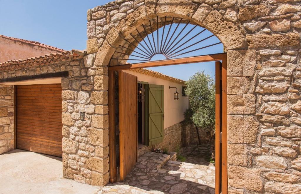Kyparissia Old Town Lodge With Amazing Sea View Экстерьер фото